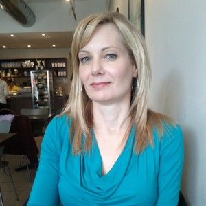 Meet your Posher, Debbie